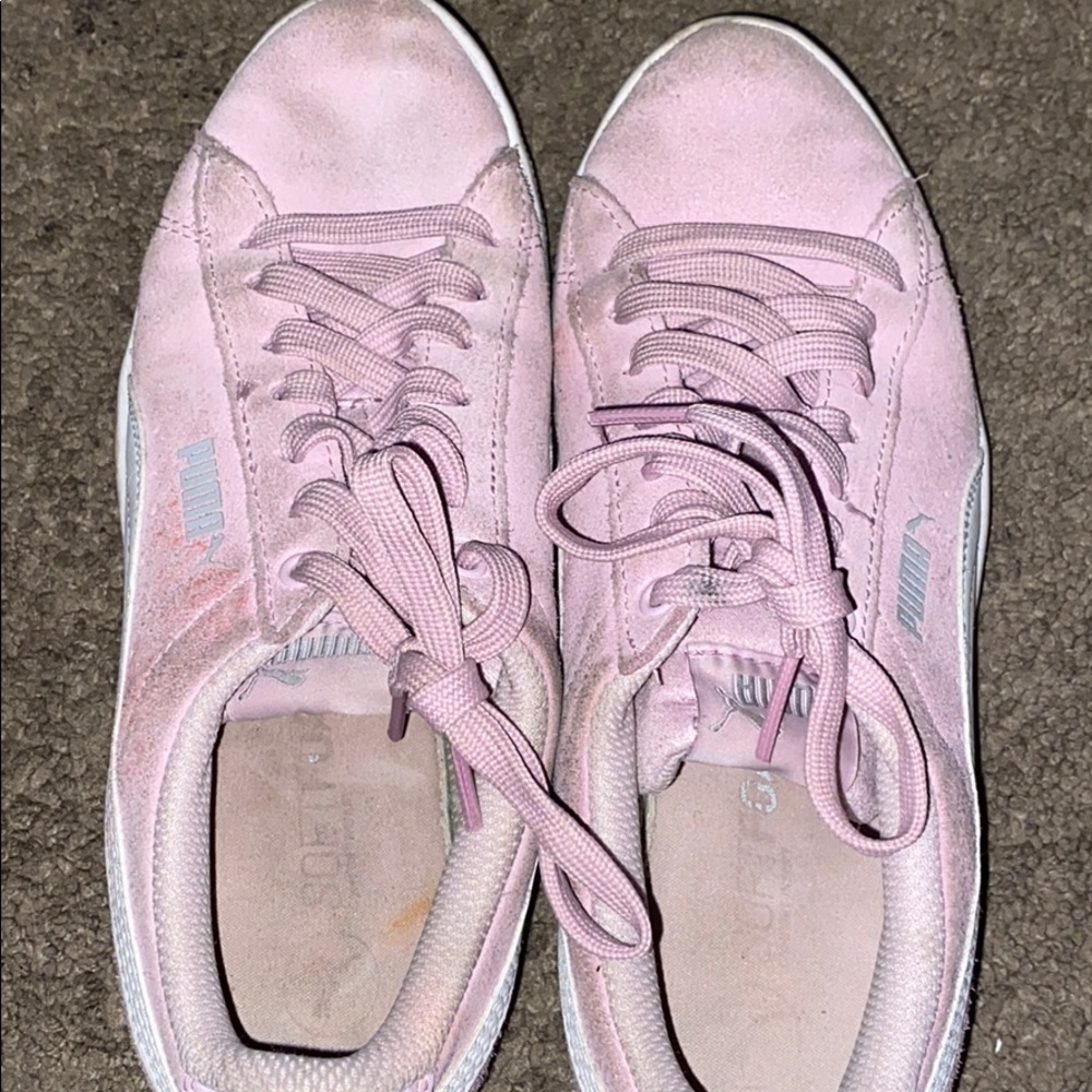 Light Pink and White Pumas